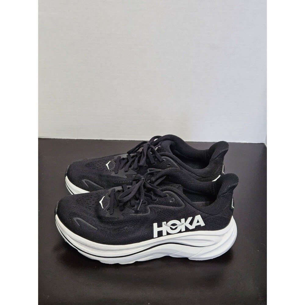 Size 9.5 B - Hoka One One HOKA Clifton 10 Black White W